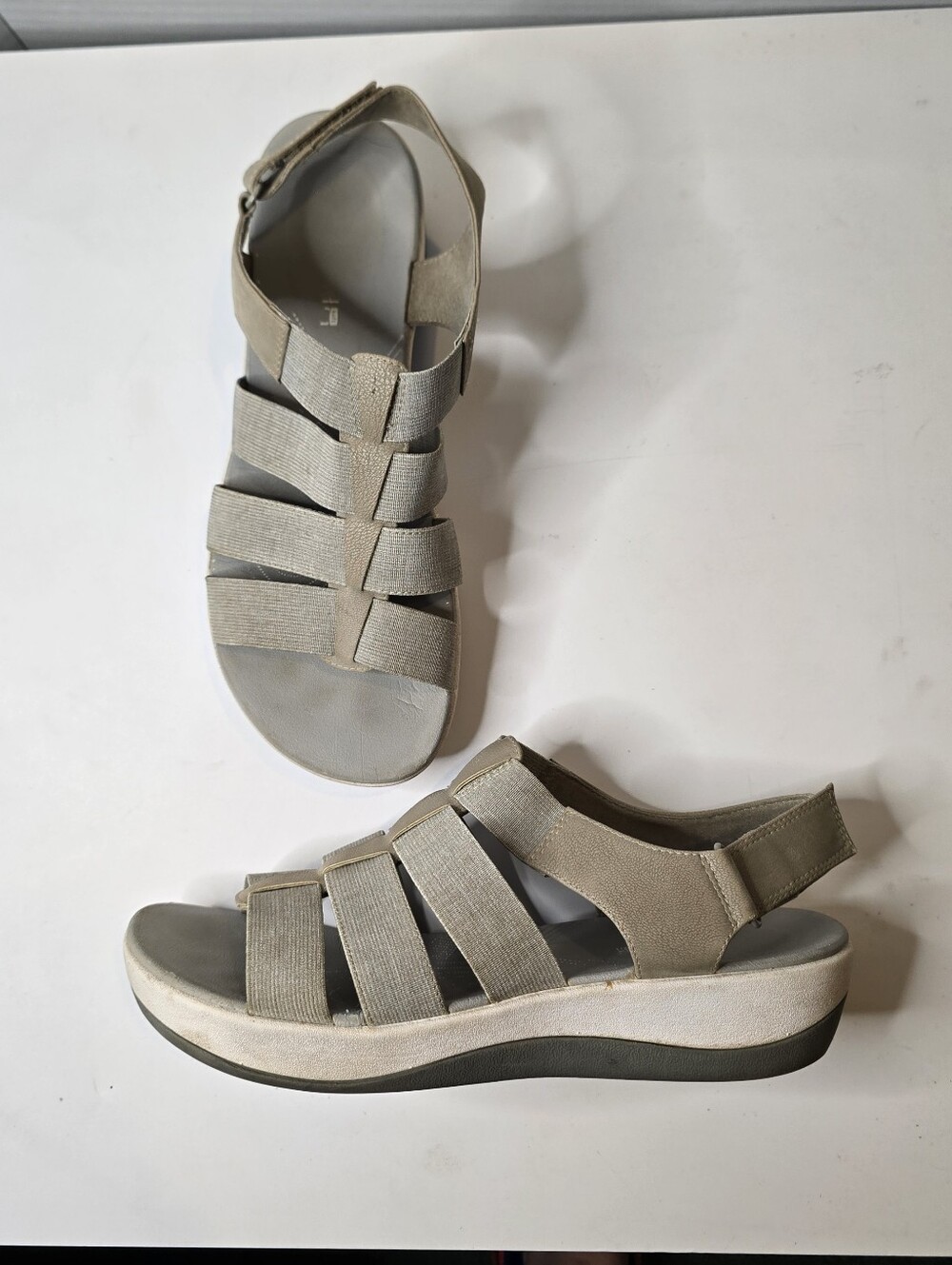 Clarks Cloudsteppers Elastic Strap Sandals
